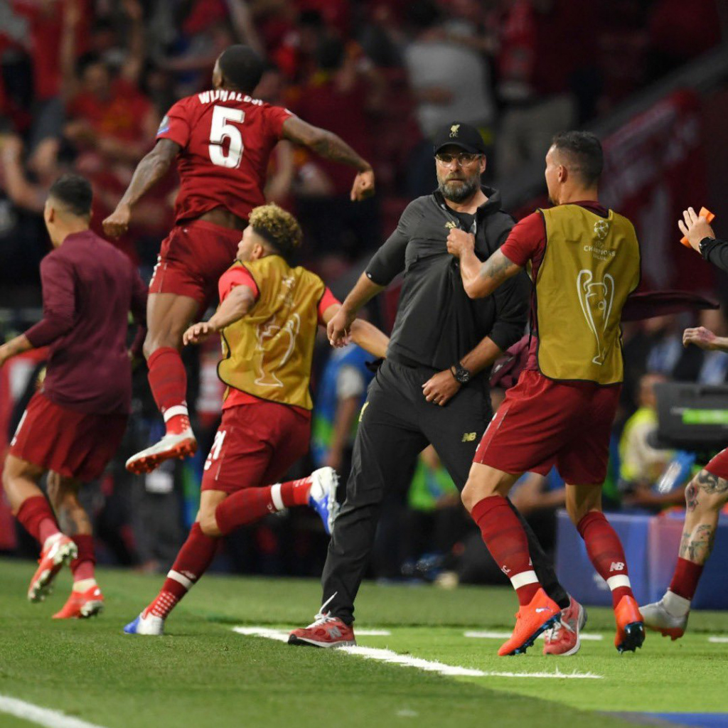 无人机巡查 无人机巡查