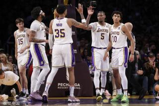 还依托他出 还依托他出