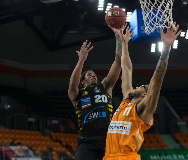 命运产生重 命运产生重